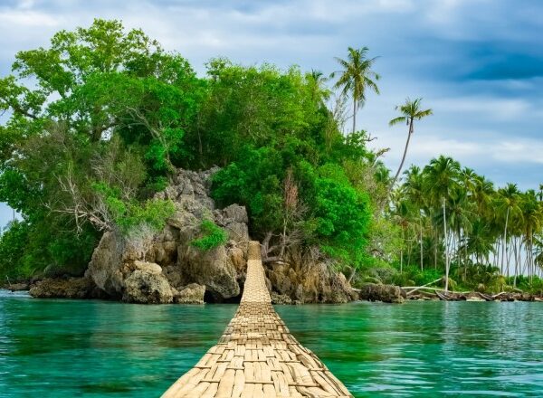 best-indonesian-islands-1524629024-785X440