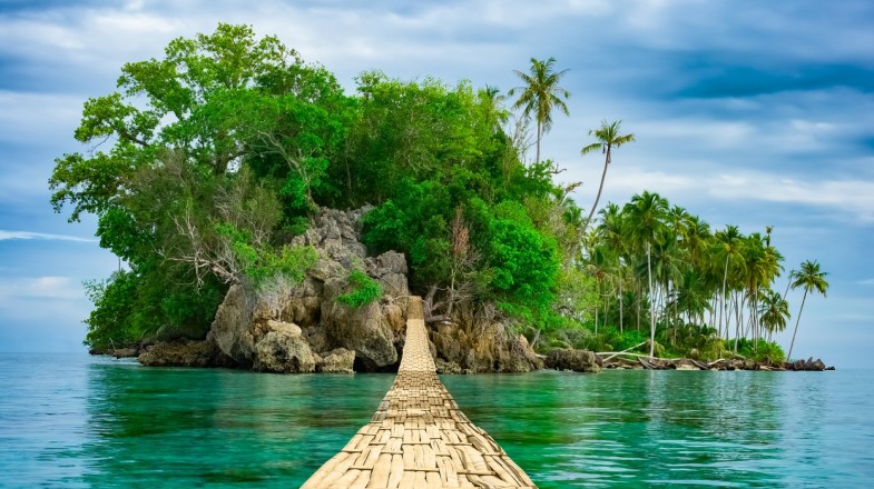 best-indonesian-islands-1524629024-785X440